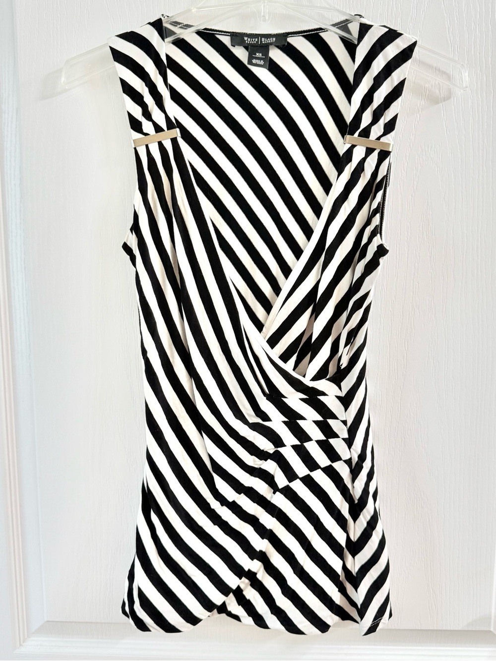 White House Black Market Black and White Top